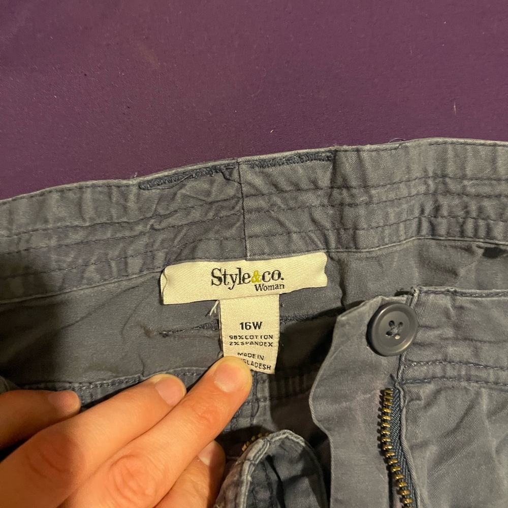 Size 16W Capri
